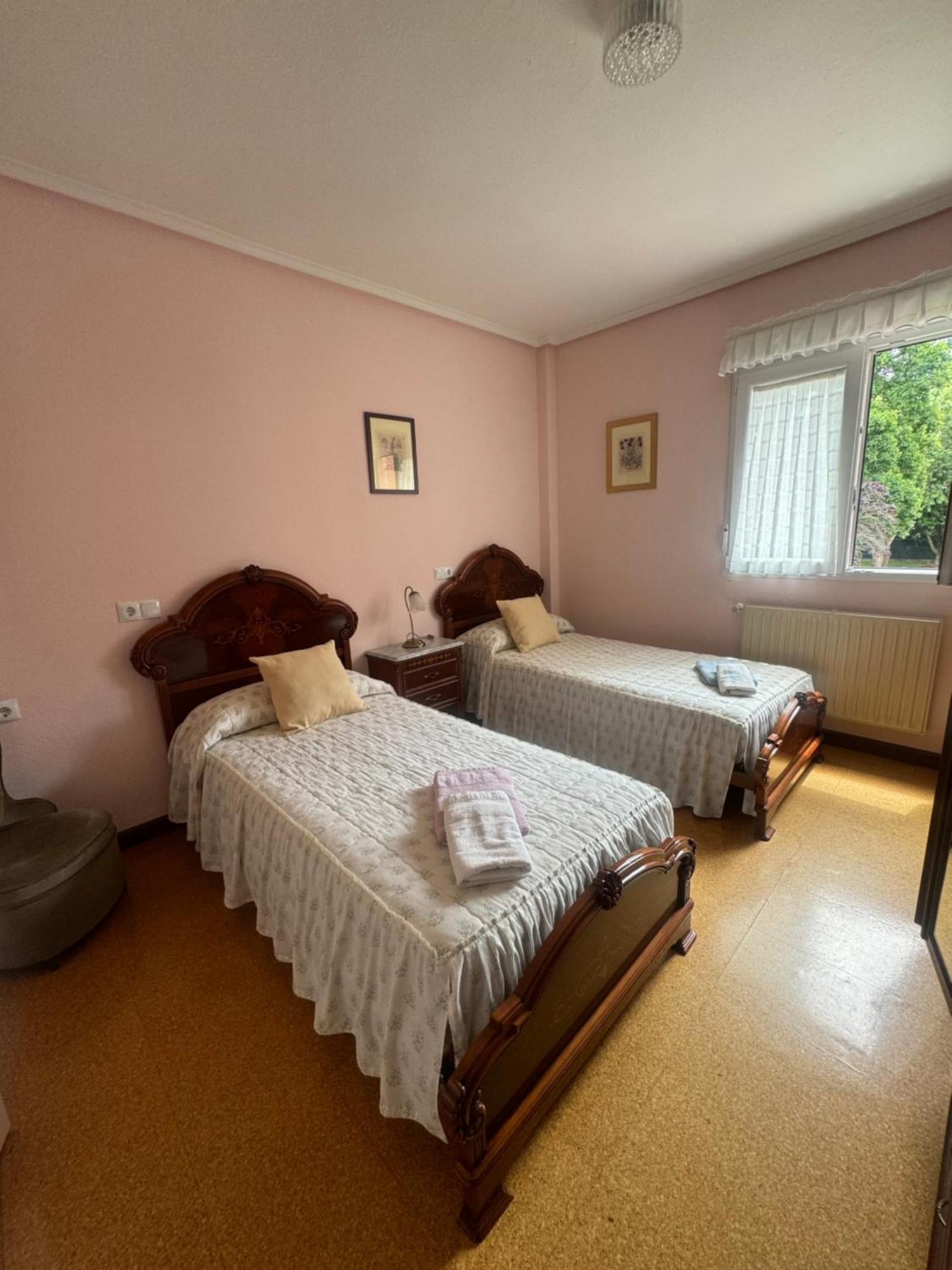 Apartamento En Llanes Con Plaza De Garaje Cubierta מראה חיצוני תמונה